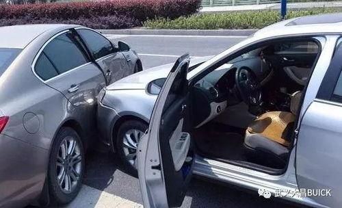 娱乐吃瓜酱汽车安全气囊,娱乐吃瓜酱带你了解其背后的科技与安全